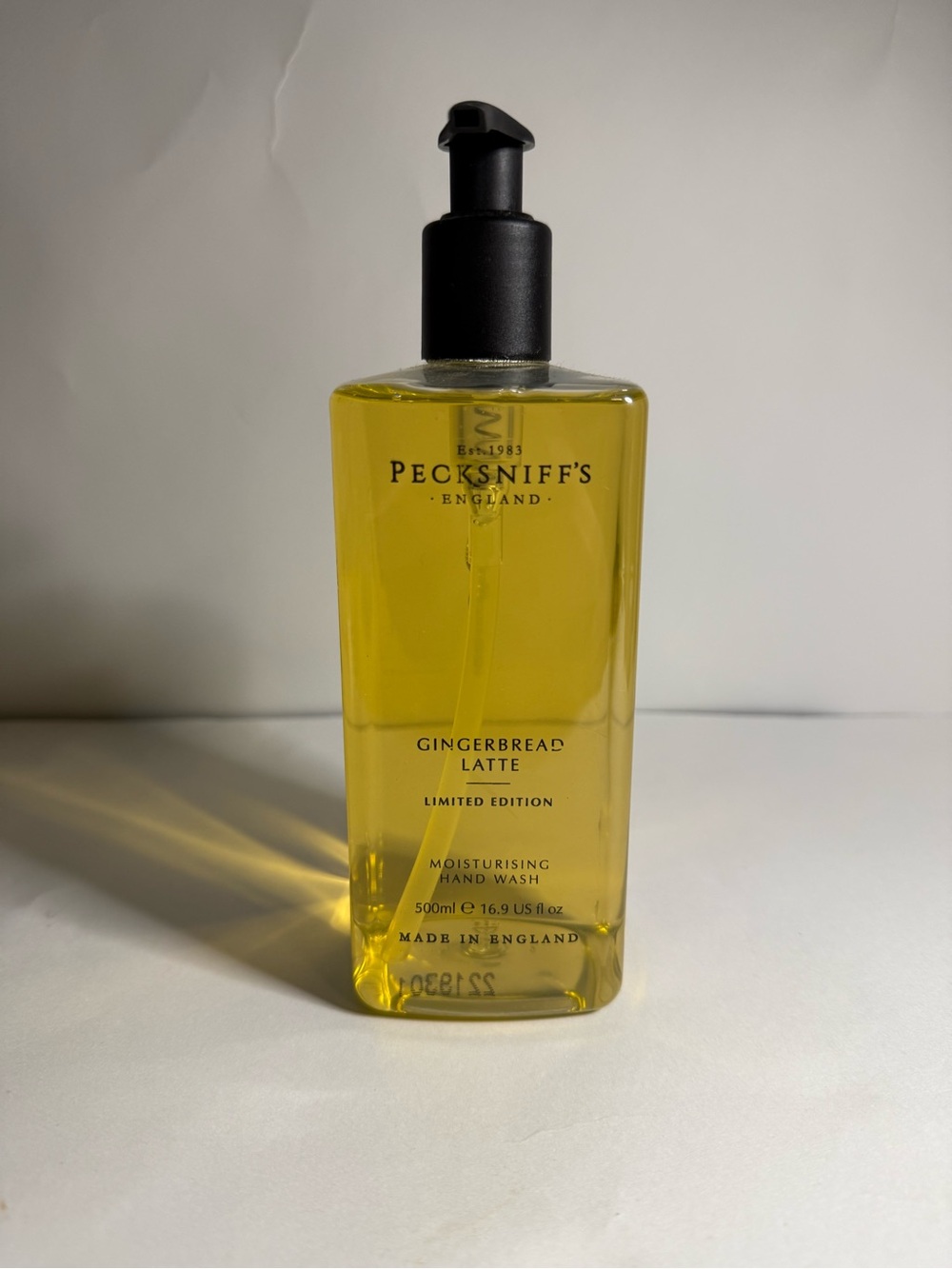 Pecksniff’s England Gingerbread Latte Moisturising Hand Wash 16.9 fl oz